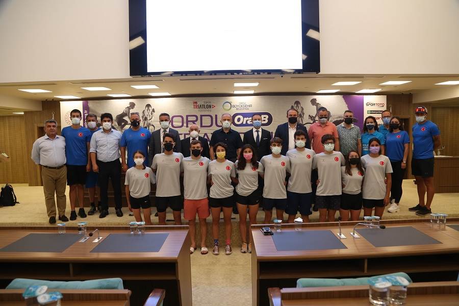 HEYECANLI YARIŞIN LANSMANI YAPILDI